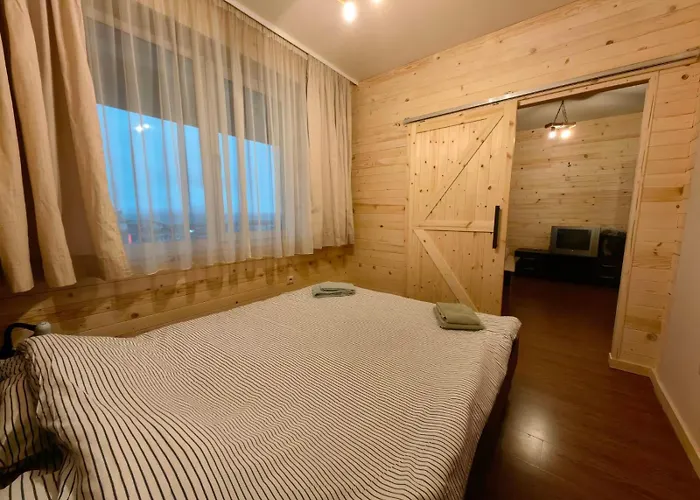 Royal Towers - 945 Appartement